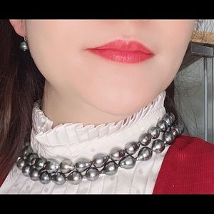 Tahitian Pearl Necklace & 14K White Gold Earrings